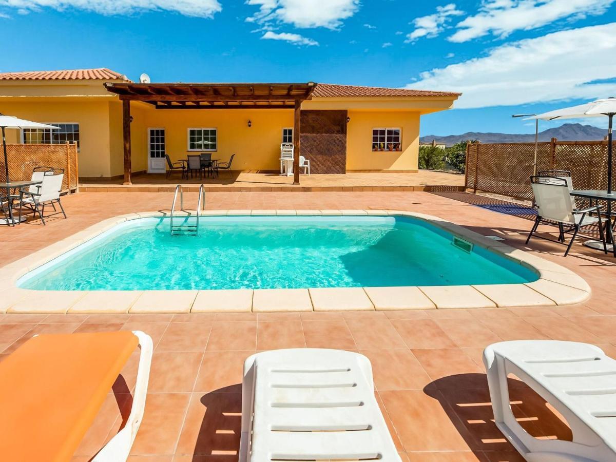 Belvilla By Oyo Chalet En Tuineje Para 6 Personas Habitación foto